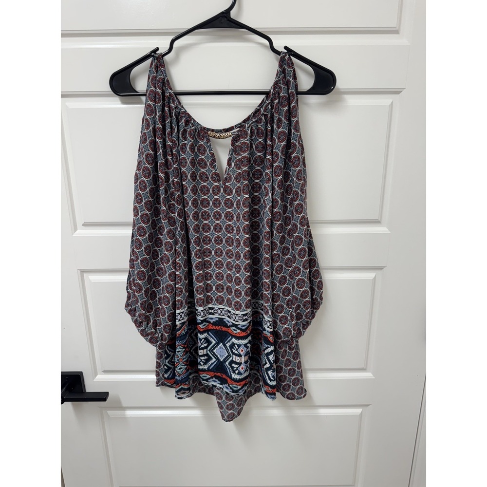 By & By Women Cold Shoulder Floral Blouse Multicolor Hi-Lo Hem Size 1X EUC